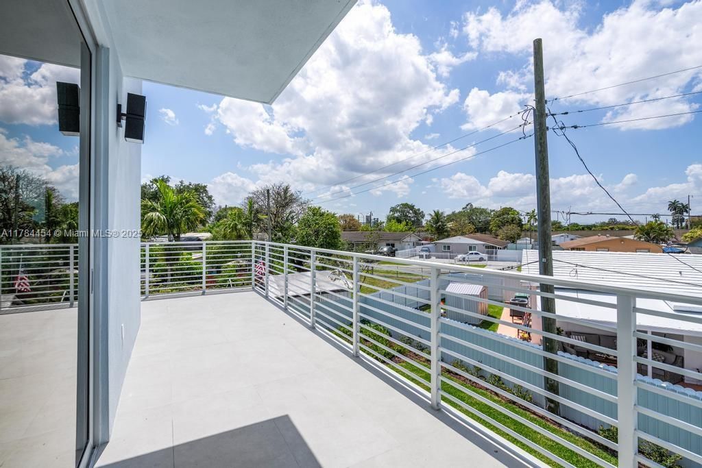 Real estate property located at 320 Florida Blvd, Miami-dade, Flagami Sec A, Miami, FL
