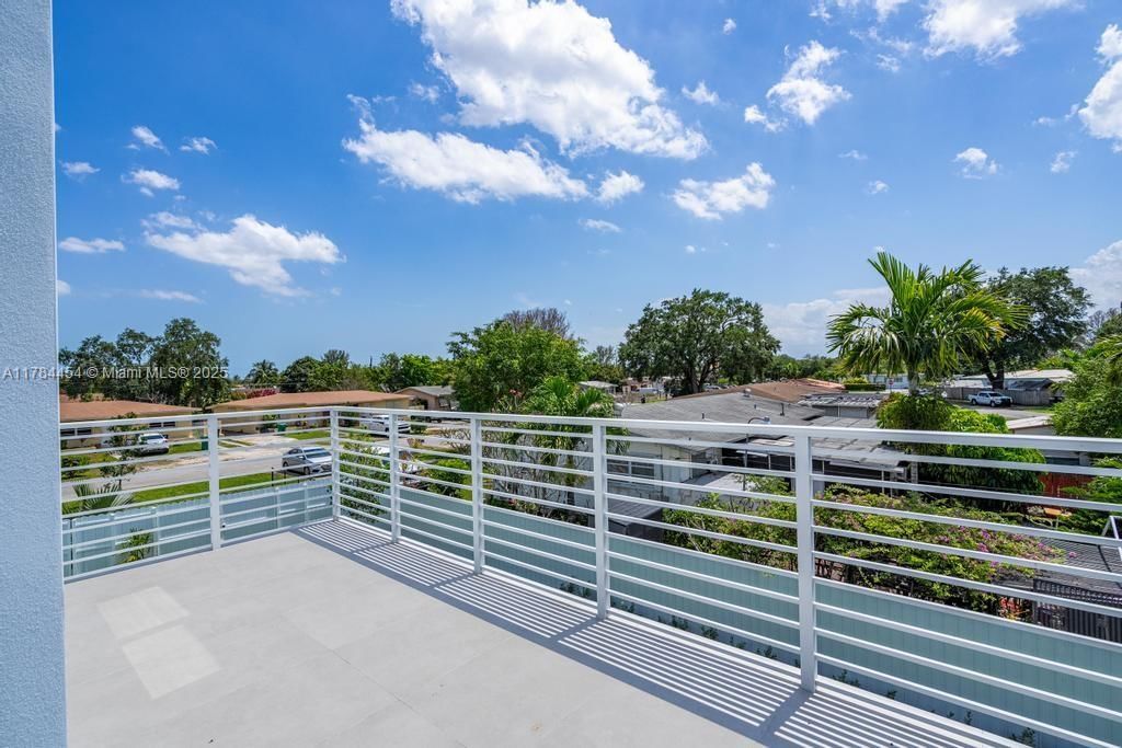 Real estate property located at 320 Florida Blvd, Miami-dade, Flagami Sec A, Miami, FL