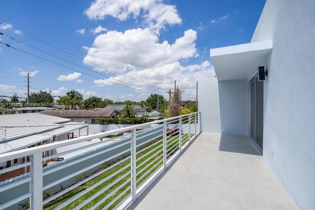 Real estate property located at 320 Florida Blvd, Miami-dade, Flagami Sec A, Miami, FL