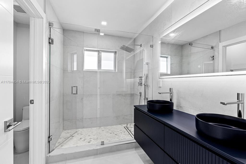 Real estate property located at 320 Florida Blvd, Miami-dade, Flagami Sec A, Miami, FL