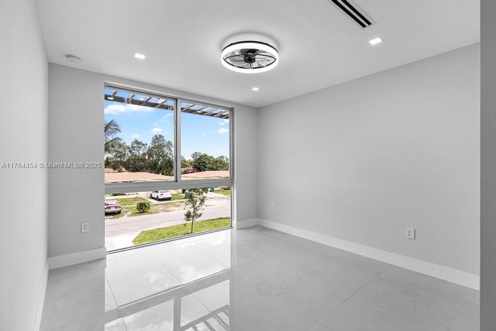 Real estate property located at 320 Florida Blvd, Miami-dade, Flagami Sec A, Miami, FL