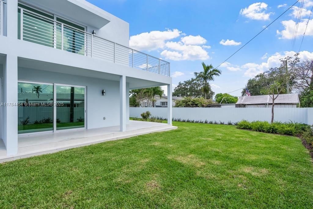Real estate property located at 320 Florida Blvd, Miami-dade, Flagami Sec A, Miami, FL