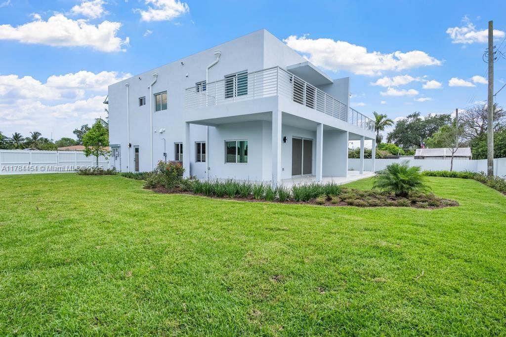 Real estate property located at 320 Florida Blvd, Miami-dade, Flagami Sec A, Miami, FL