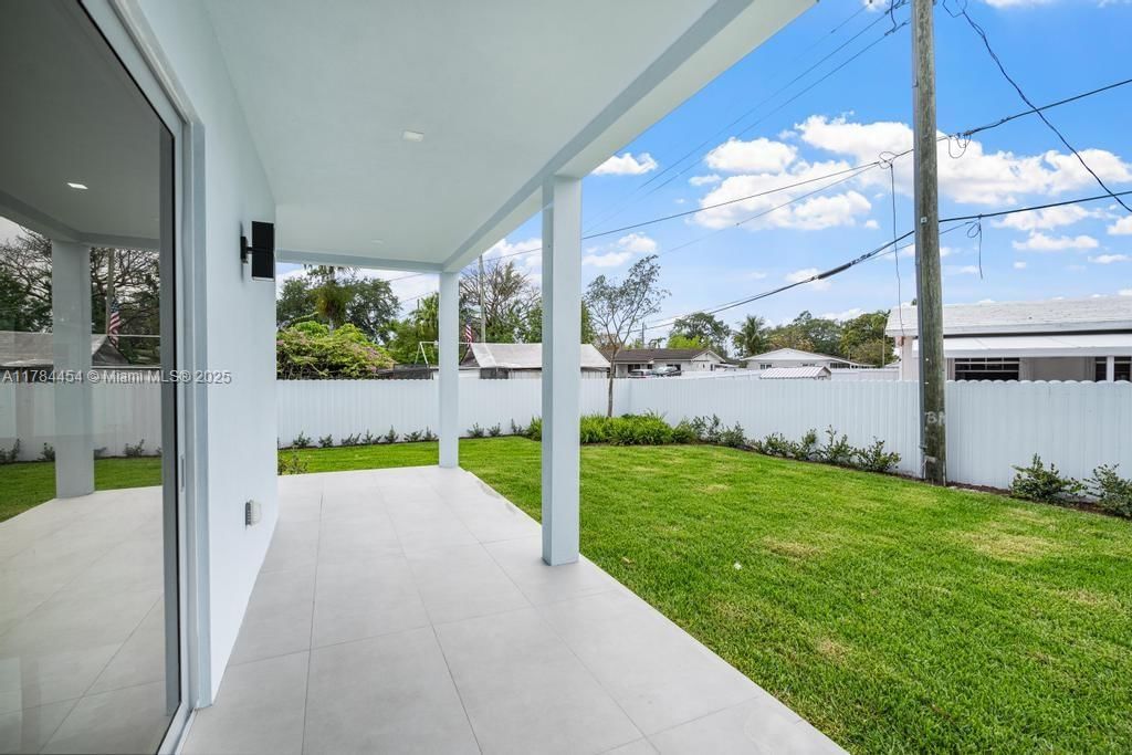 Real estate property located at 320 Florida Blvd, Miami-dade, Flagami Sec A, Miami, FL