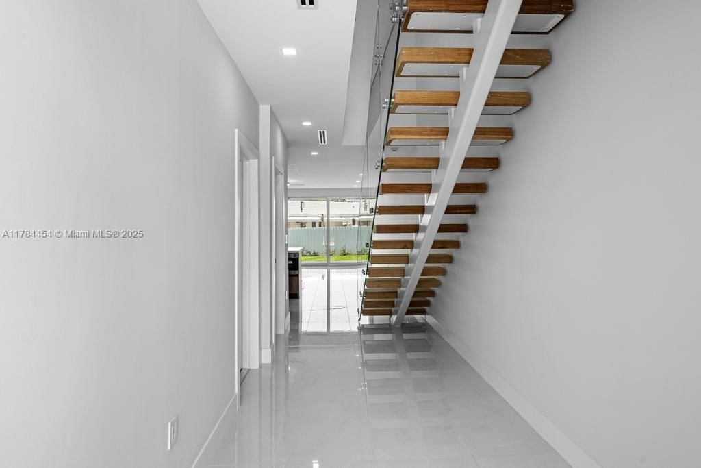 Real estate property located at 320 Florida Blvd, Miami-dade, Flagami Sec A, Miami, FL