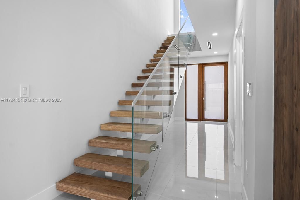 Real estate property located at 320 Florida Blvd, Miami-dade, Flagami Sec A, Miami, FL