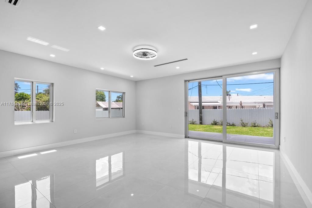Real estate property located at 320 Florida Blvd, Miami-dade, Flagami Sec A, Miami, FL