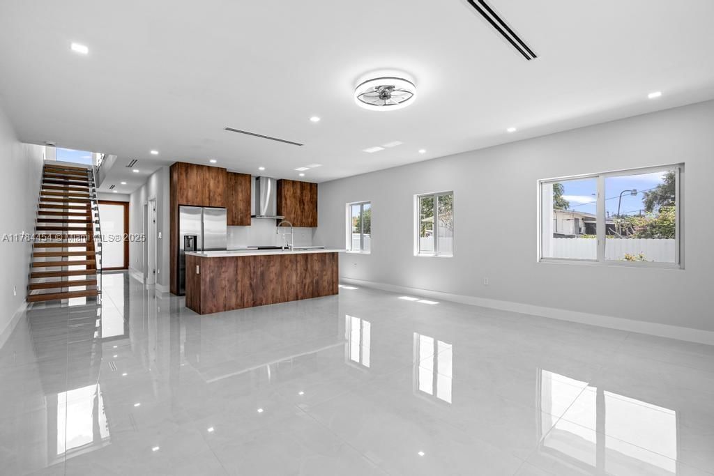 Real estate property located at 320 Florida Blvd, Miami-dade, Flagami Sec A, Miami, FL