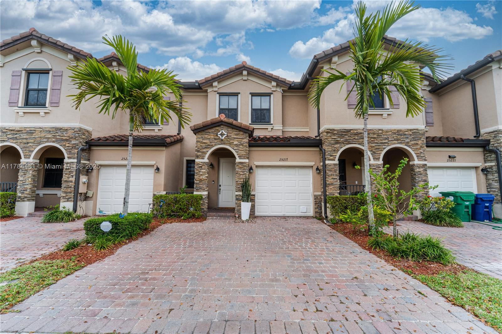 Real estate property located at 25217 114th Ct, Miami-dade, Coco Palm Estates, Homestead, FL