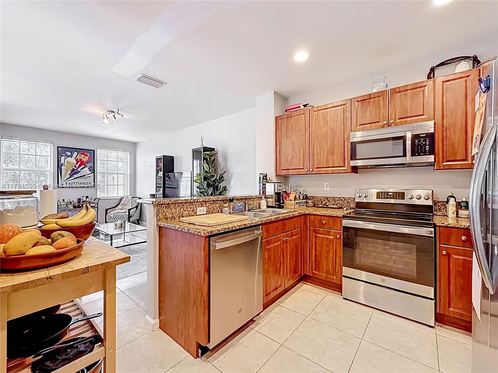 Real estate property located at 294 Las Brisas Cir, Broward, Las Brisas At Sunrise, Sunrise, FL