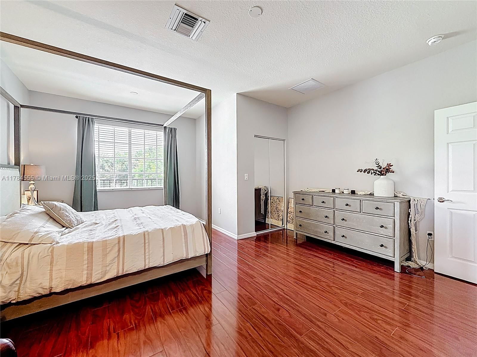 Real estate property located at 294 Las Brisas Cir, Broward, Las Brisas At Sunrise, Sunrise, FL