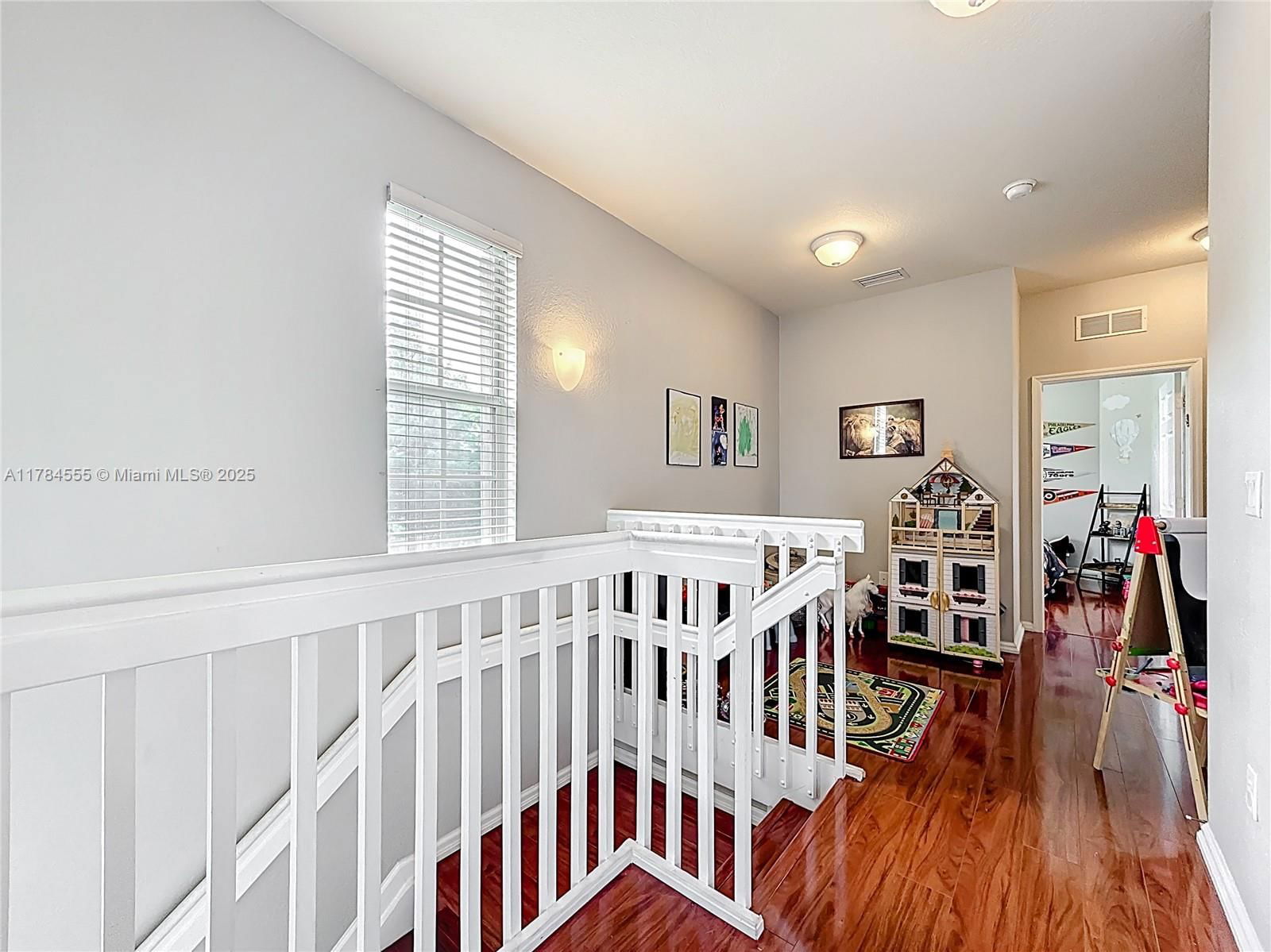 Real estate property located at 294 Las Brisas Cir, Broward, Las Brisas At Sunrise, Sunrise, FL