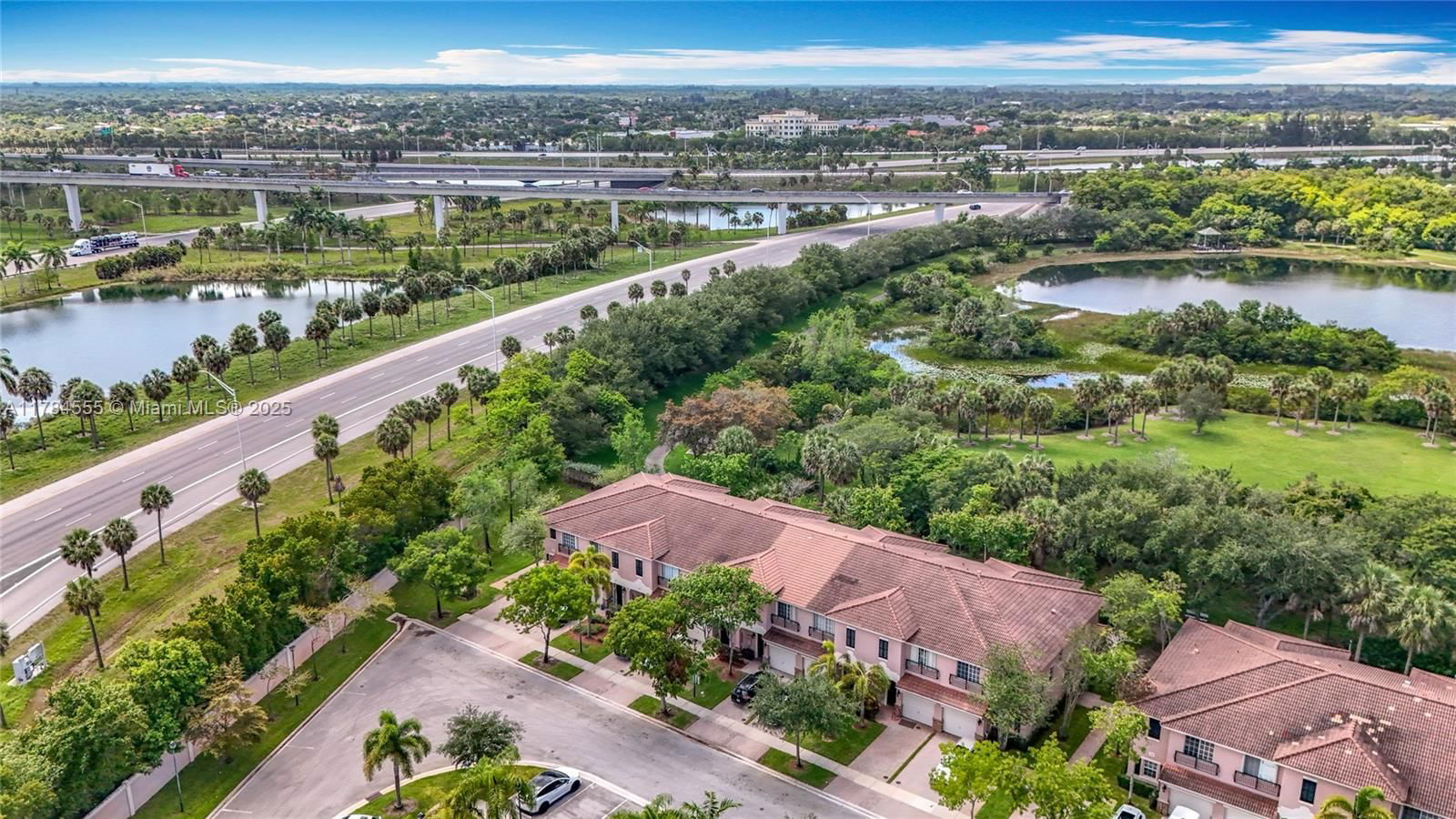Real estate property located at 294 Las Brisas Cir, Broward, Las Brisas At Sunrise, Sunrise, FL