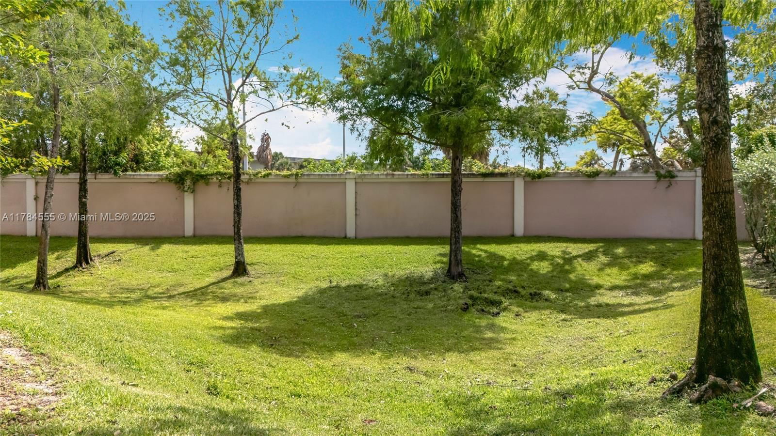 Real estate property located at 294 Las Brisas Cir, Broward, Las Brisas At Sunrise, Sunrise, FL