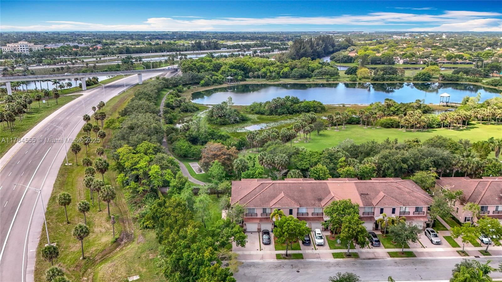 Real estate property located at 294 Las Brisas Cir, Broward, Las Brisas At Sunrise, Sunrise, FL