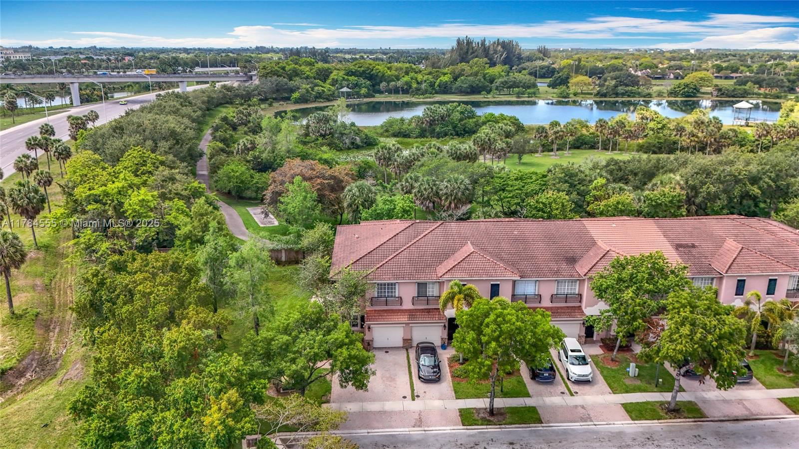 Real estate property located at 294 Las Brisas Cir, Broward, Las Brisas At Sunrise, Sunrise, FL