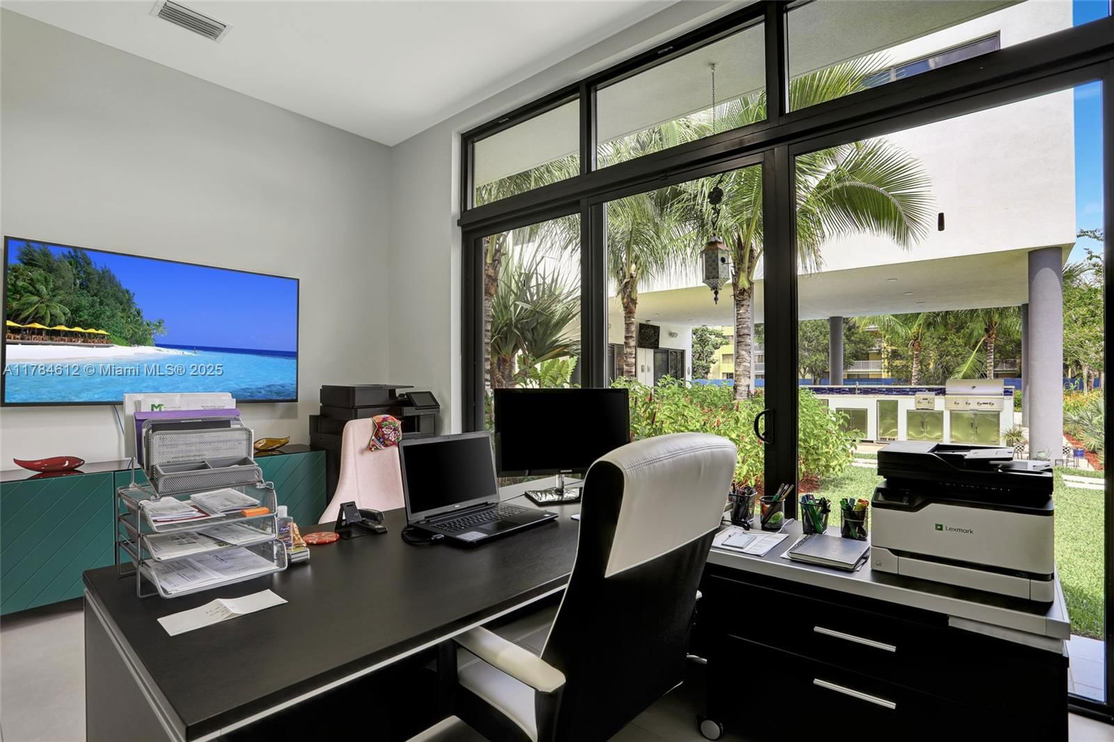 Real estate property located at 16709 Botaniko Dr, Broward, Weston Estates, Weston, FL