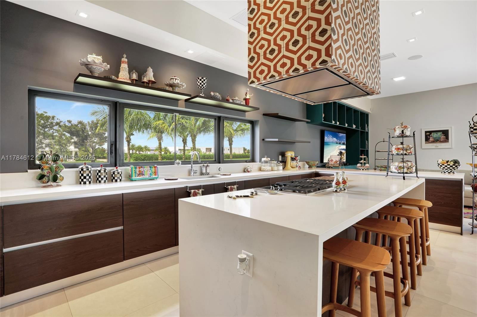 Real estate property located at 16709 Botaniko Dr, Broward, Weston Estates, Weston, FL