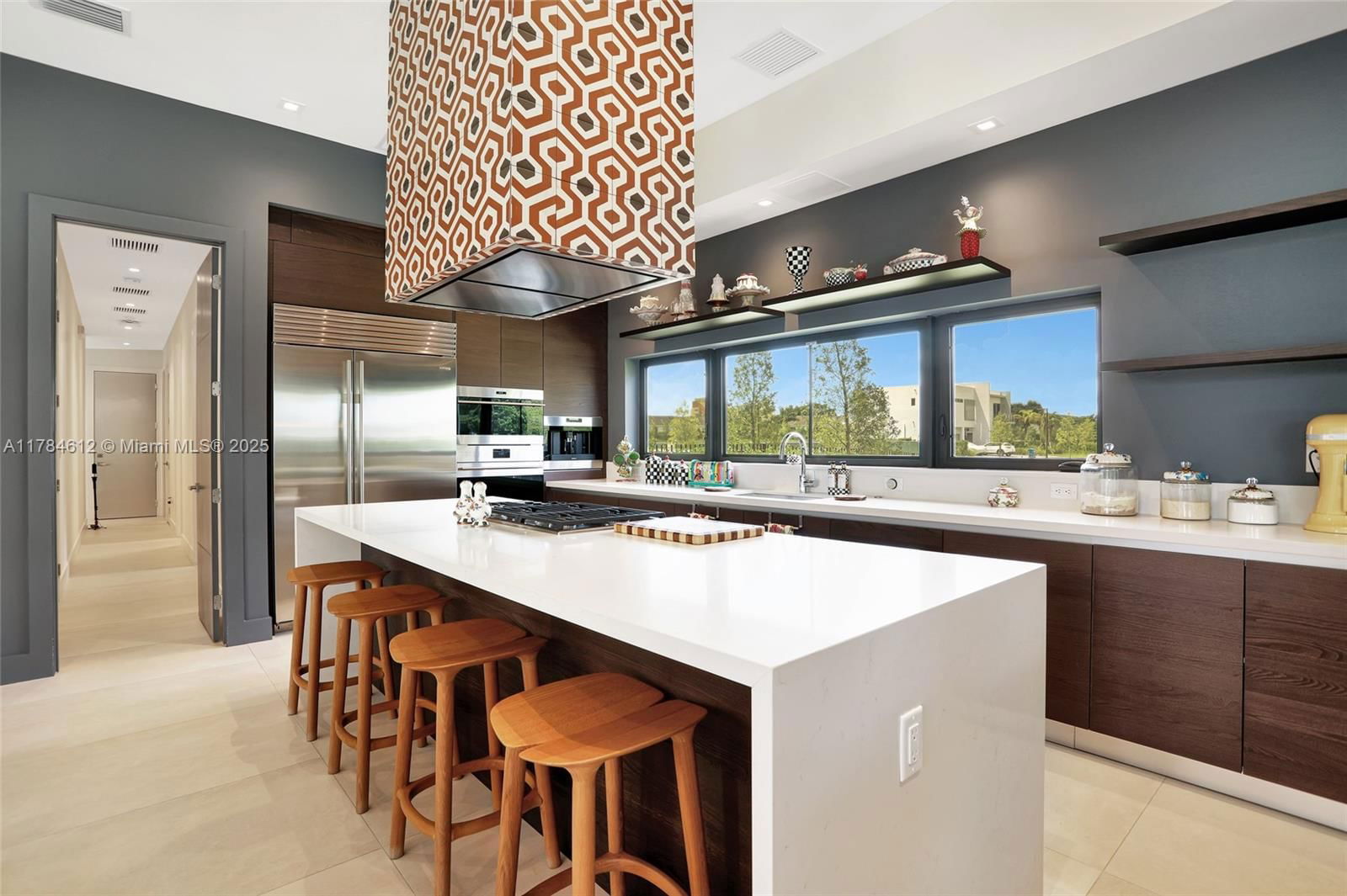 Real estate property located at 16709 Botaniko Dr, Broward, Weston Estates, Weston, FL