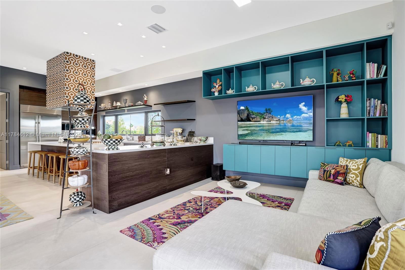 Real estate property located at 16709 Botaniko Dr, Broward, Weston Estates, Weston, FL