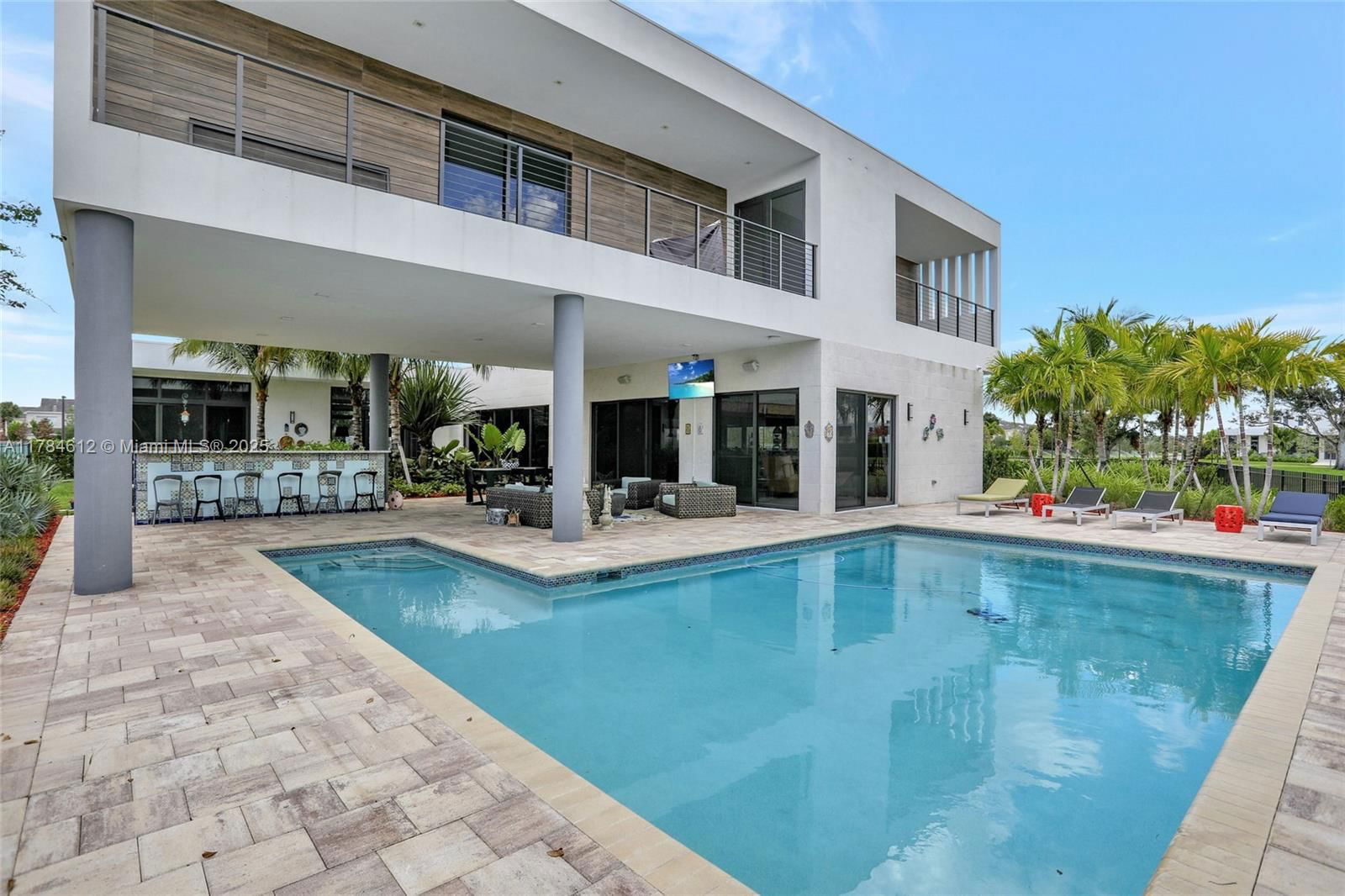 Real estate property located at 16709 Botaniko Dr, Broward, Weston Estates, Weston, FL