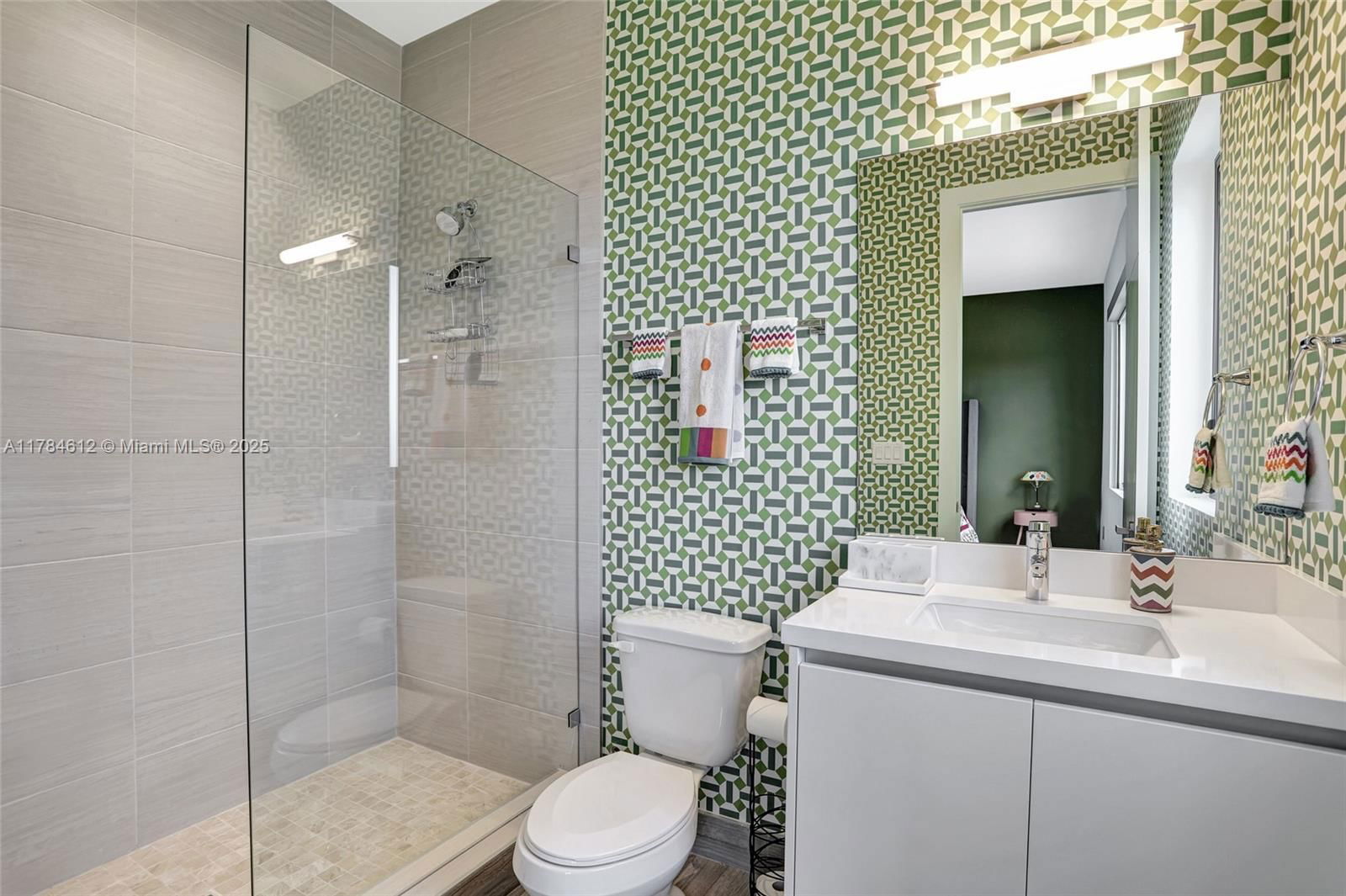 Real estate property located at 16709 Botaniko Dr, Broward, Weston Estates, Weston, FL