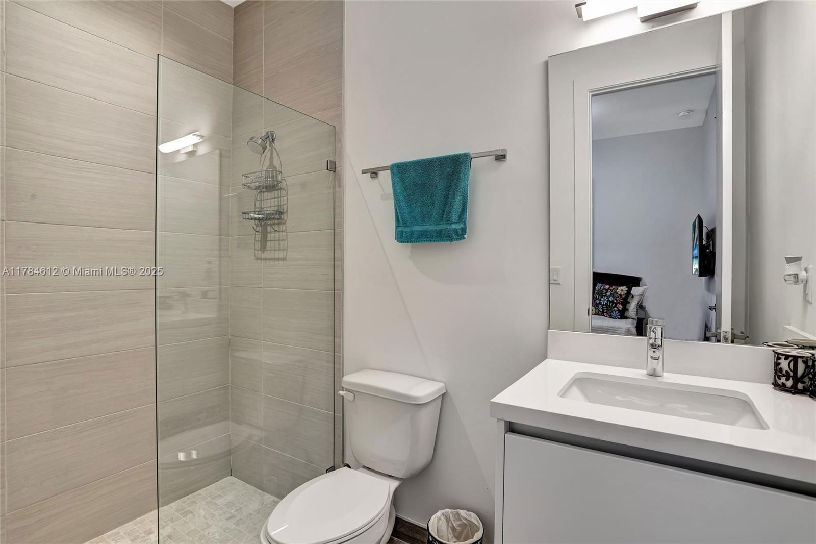 Real estate property located at 16709 Botaniko Dr, Broward, Weston Estates, Weston, FL