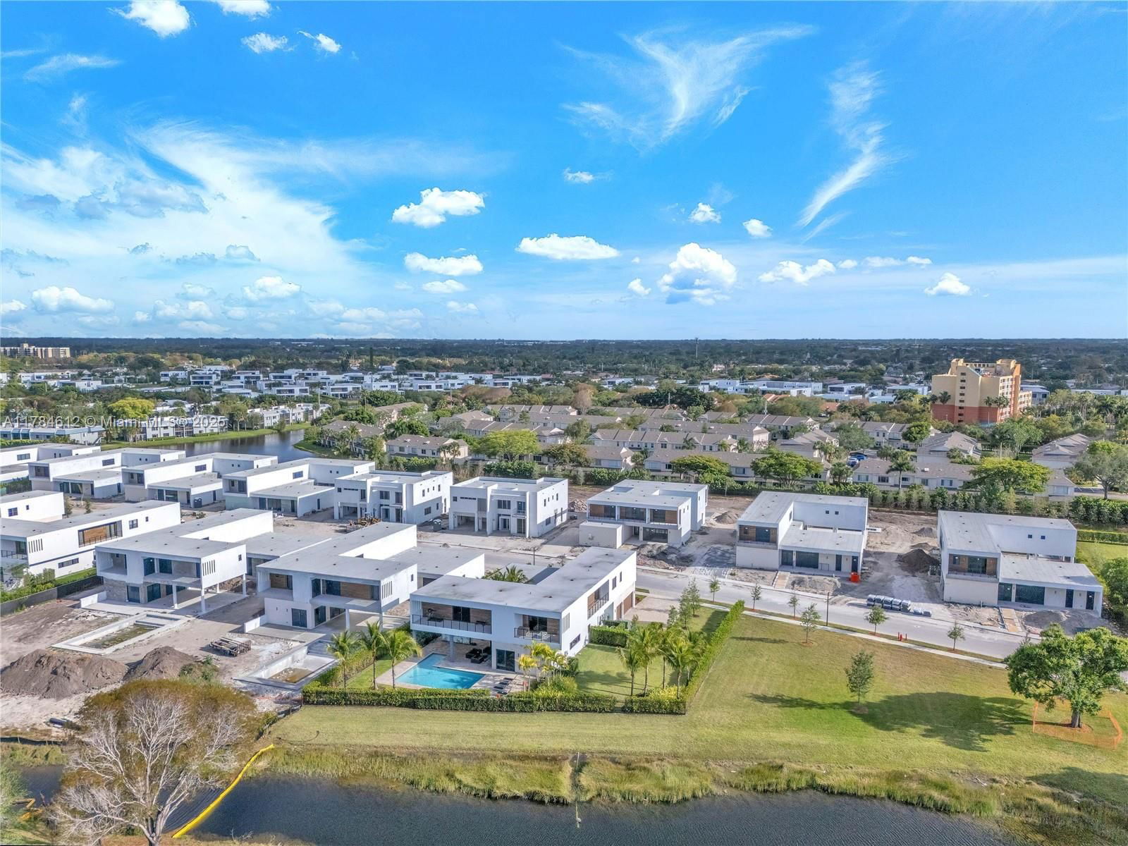 Real estate property located at 16709 Botaniko Dr, Broward, Weston Estates, Weston, FL