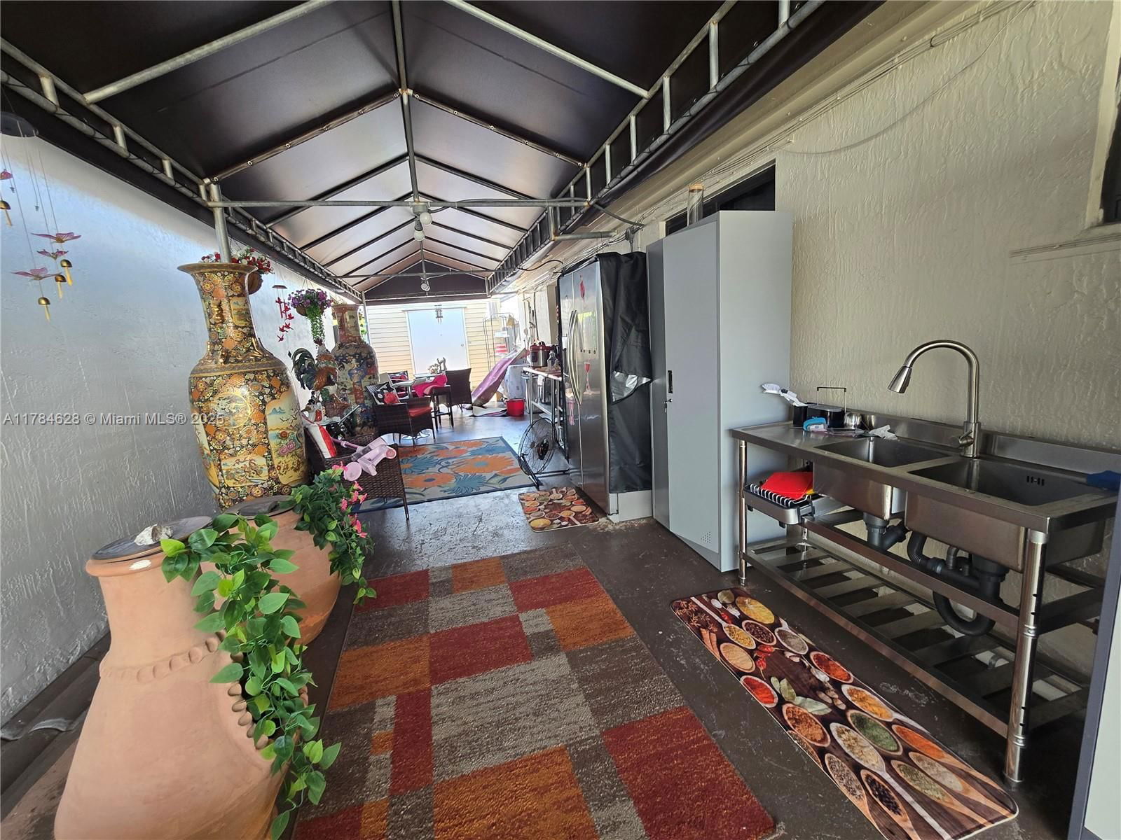 Real estate property located at 7418 32nd Ct, Miami-dade, Christys 5th Addn, Hialeah, FL