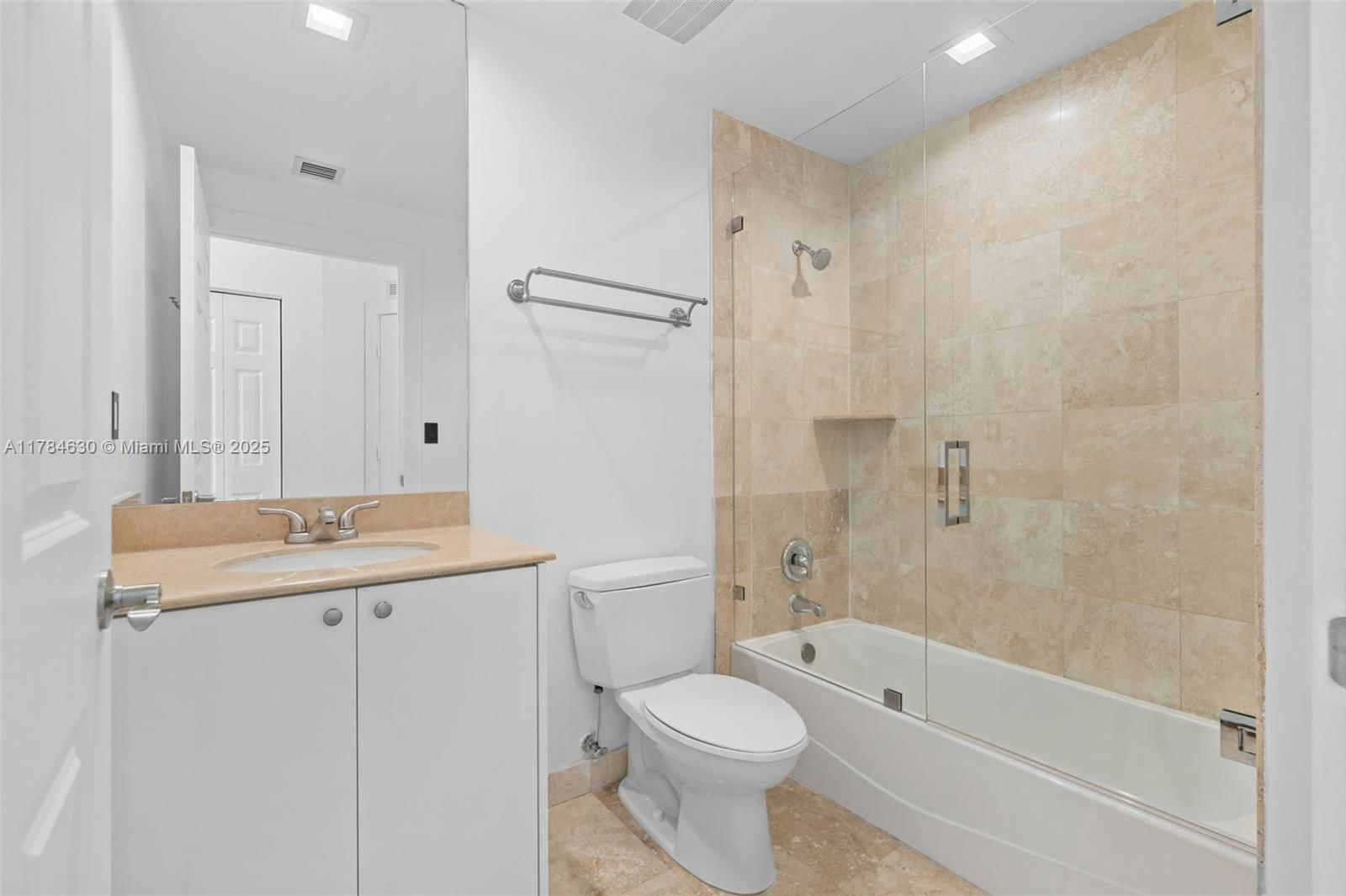 Real estate property located at 1745 Hallandale Beach Blvd PH05W, Broward, Duo Condominium West, Hallandale Beach, FL