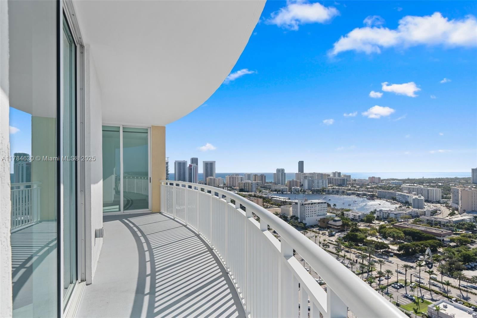 Real estate property located at 1745 Hallandale Beach Blvd PH05W, Broward, Duo Condominium West, Hallandale Beach, FL