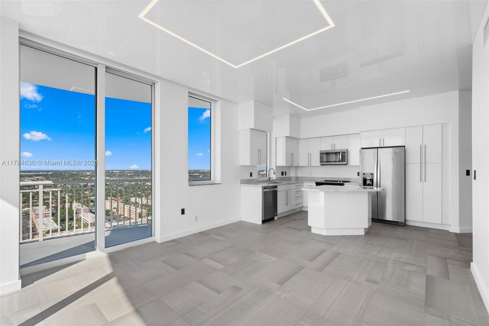 Real estate property located at 1745 Hallandale Beach Blvd PH05W, Broward, Duo Condominium West, Hallandale Beach, FL