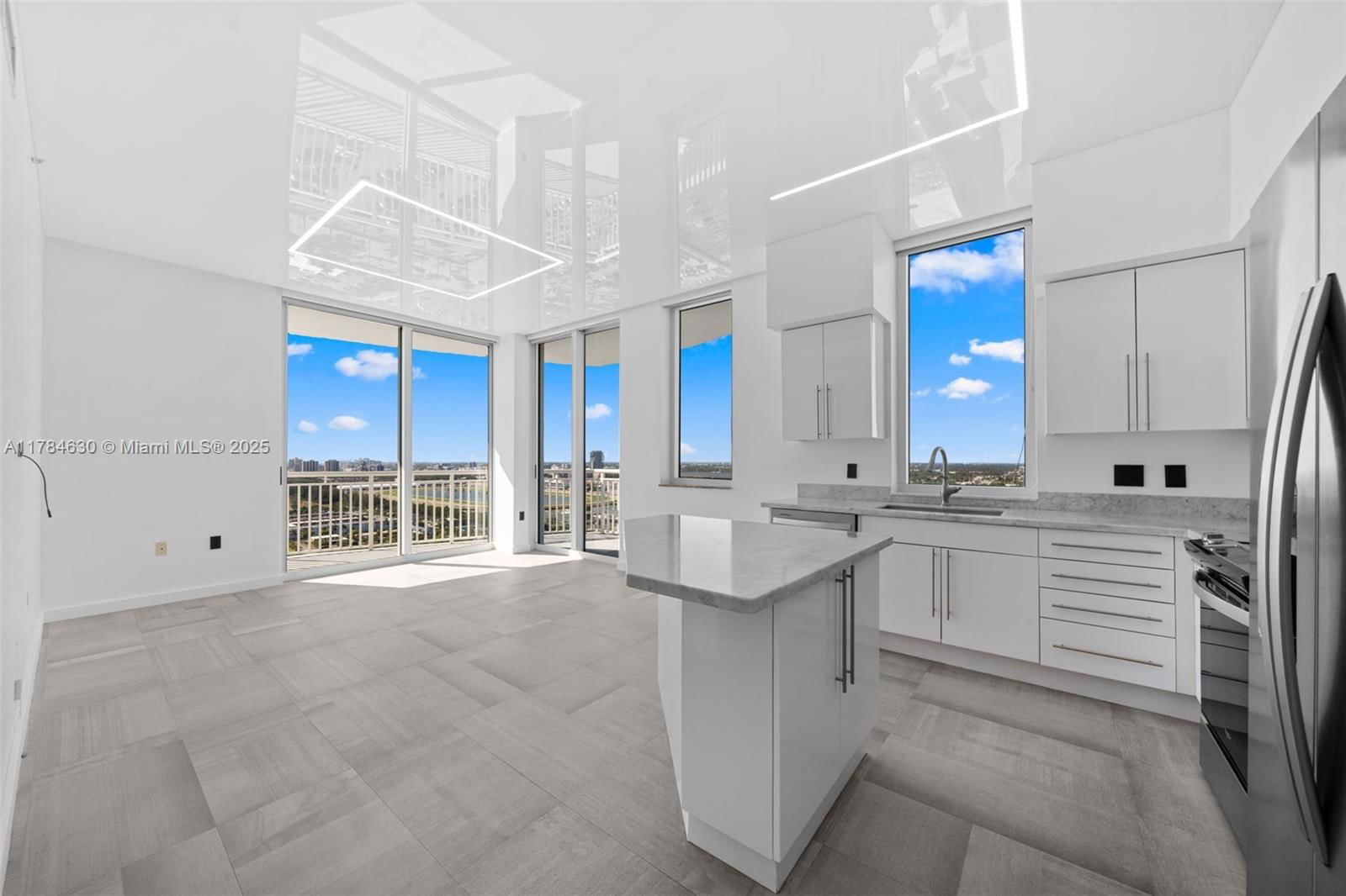 Real estate property located at 1745 Hallandale Beach Blvd PH05W, Broward, Duo Condominium West, Hallandale Beach, FL