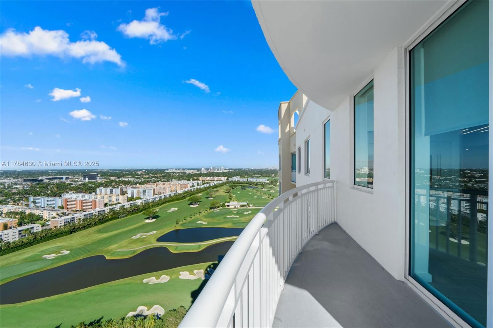 Real estate property located at 1745 Hallandale Beach Blvd PH05W, Broward, Duo Condominium West, Hallandale Beach, FL