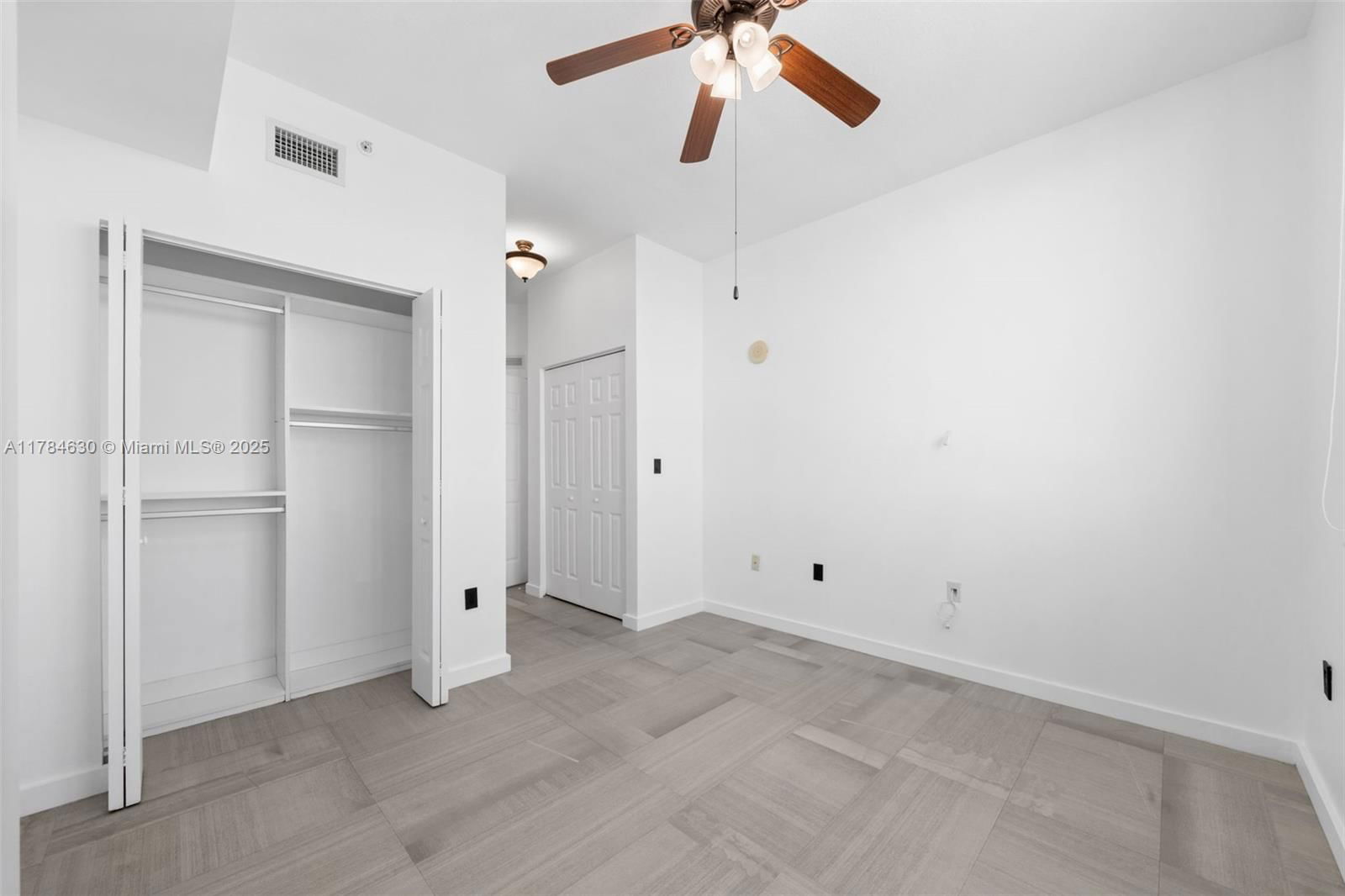 Real estate property located at 1745 Hallandale Beach Blvd PH05W, Broward, Duo Condominium West, Hallandale Beach, FL