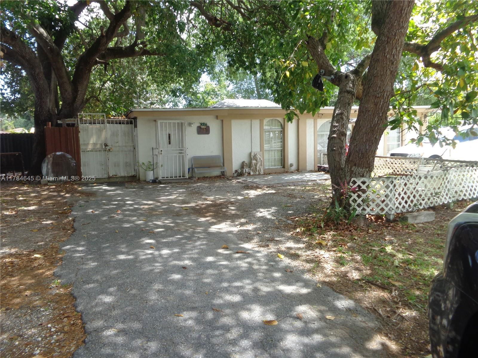 Real estate property located at , Miami-dade, West Silver Crest, Miami, FL