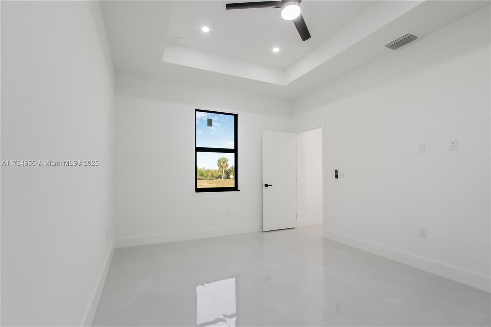 Real estate property located at 912 RITA AVE N, Lee, Lehigh Acres, Lehigh Acres, FL
