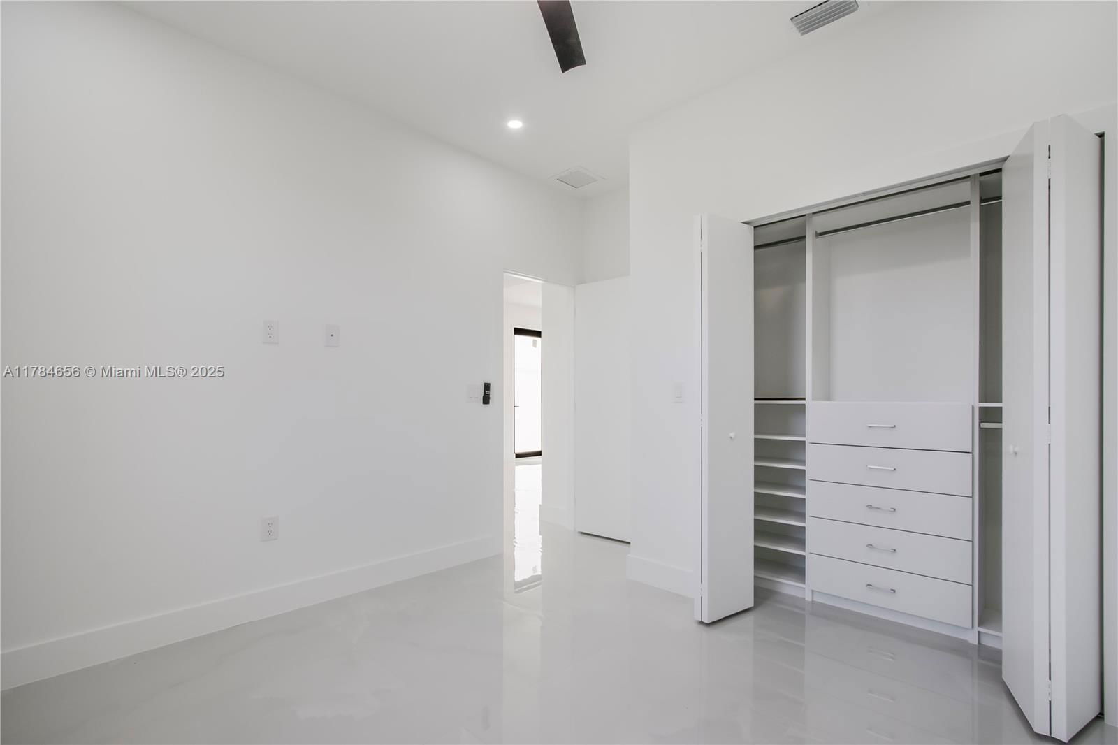 Real estate property located at 912 RITA AVE N, Lee, Lehigh Acres, Lehigh Acres, FL