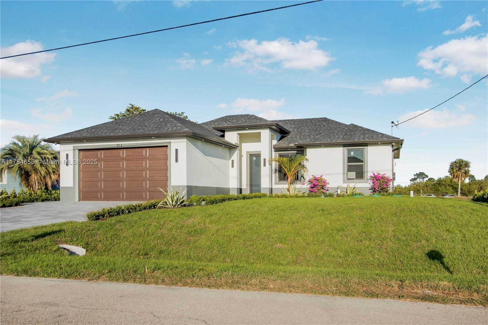 Real estate property located at 912 RITA AVE N, Lee, Lehigh Acres, Lehigh Acres, FL