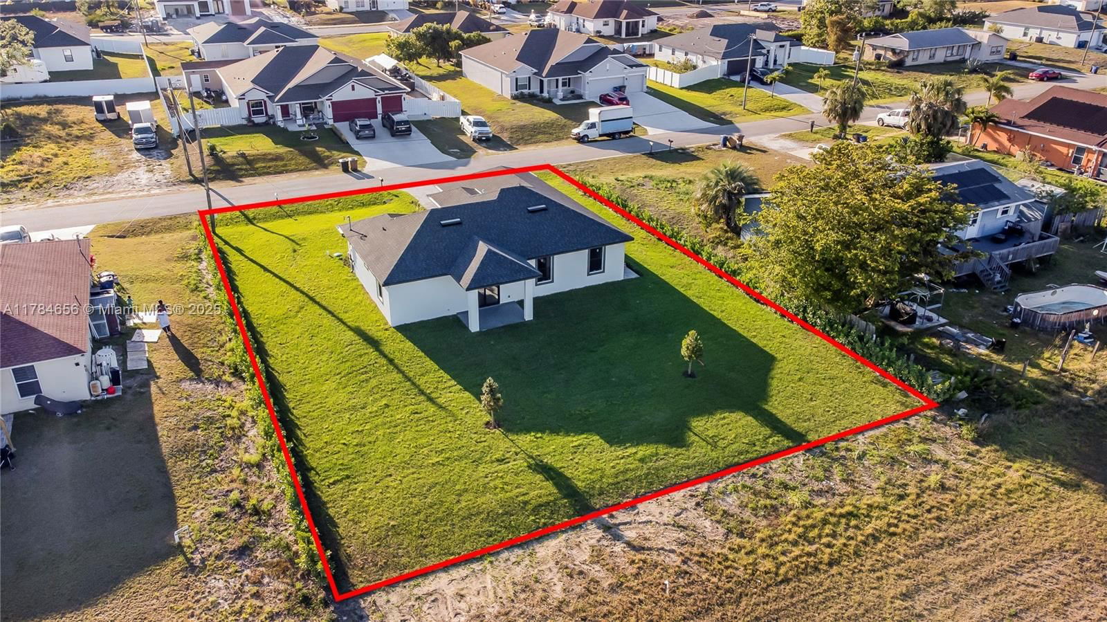 Real estate property located at 912 RITA AVE N, Lee, Lehigh Acres, Lehigh Acres, FL