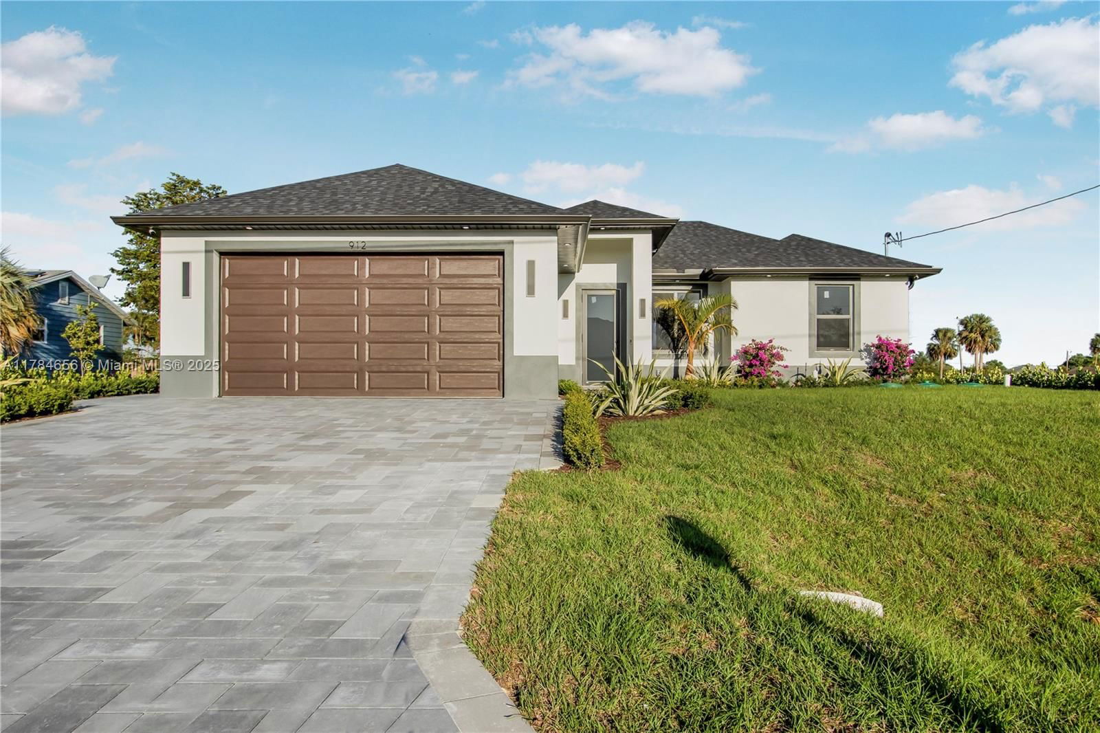 Real estate property located at 912 RITA AVE N, Lee, Lehigh Acres, Lehigh Acres, FL