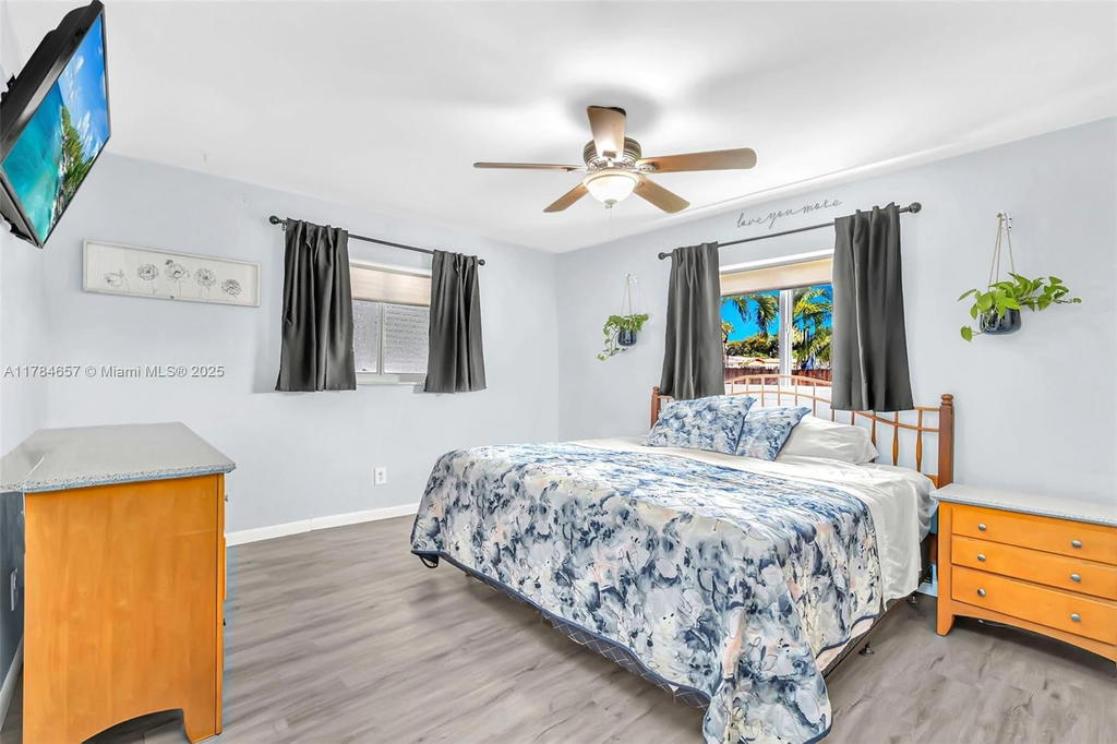 Real estate property located at 9000 21st St, Broward, University Heights, Pembroke Pines, FL