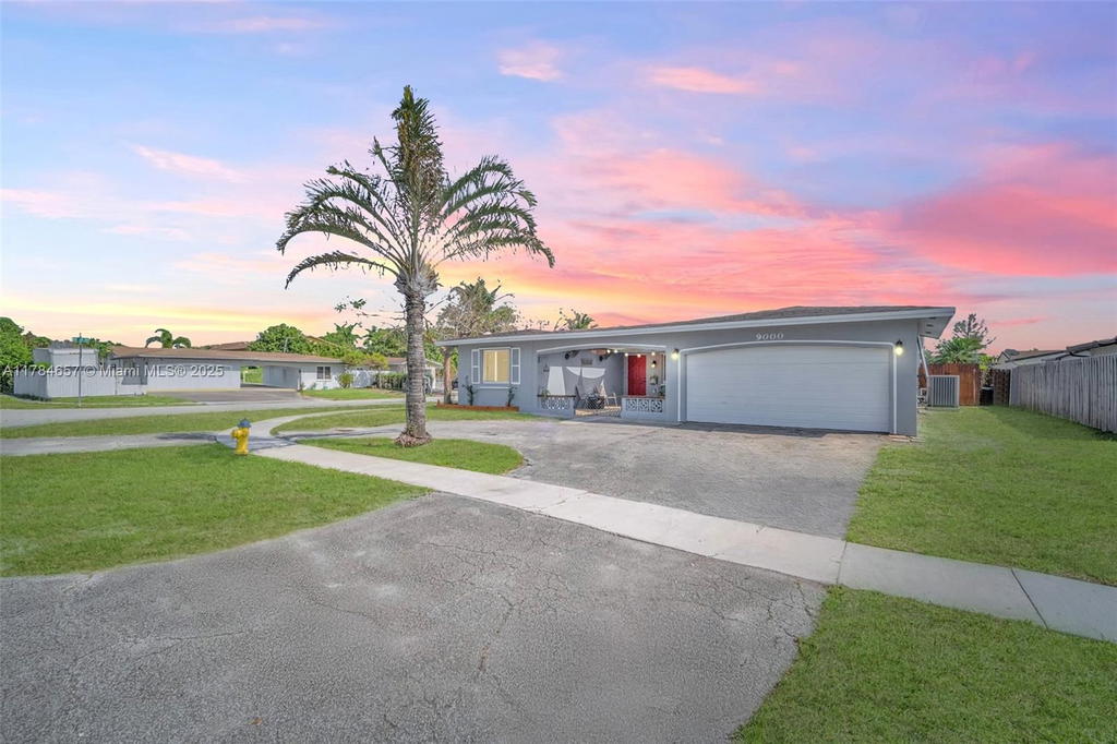 Real estate property located at 9000 21st St, Broward, University Heights, Pembroke Pines, FL