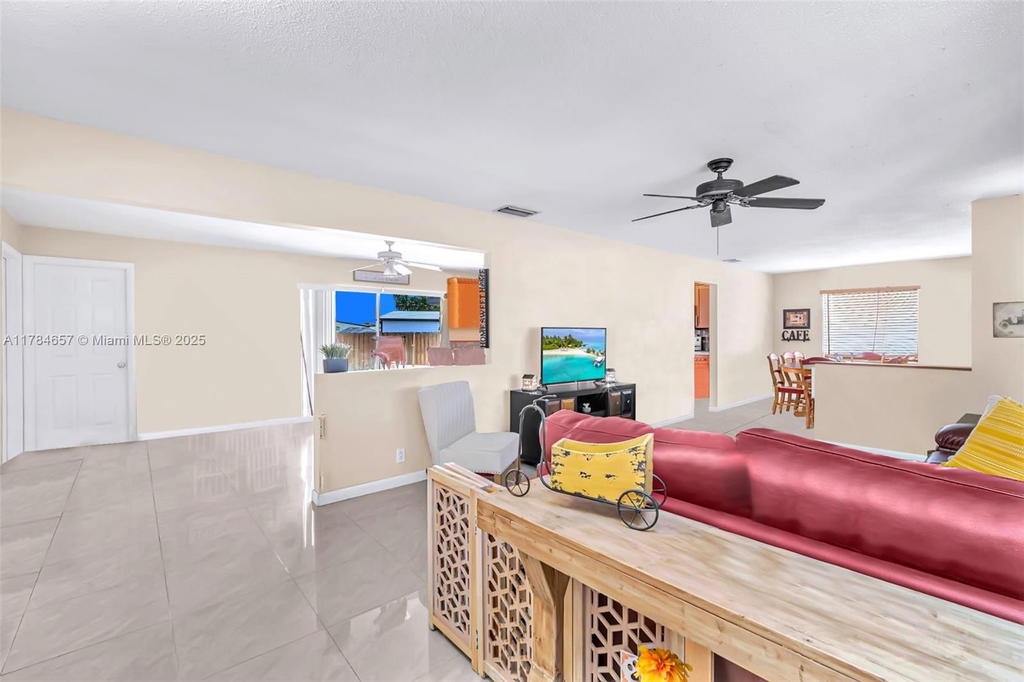 Real estate property located at 9000 21st St, Broward, University Heights, Pembroke Pines, FL