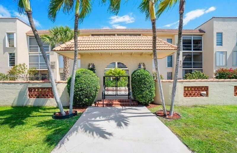 Real estate property located at 331 8th St #1-C-E, Palm Beach, Gateway Apts Condo, Boca Raton, FL