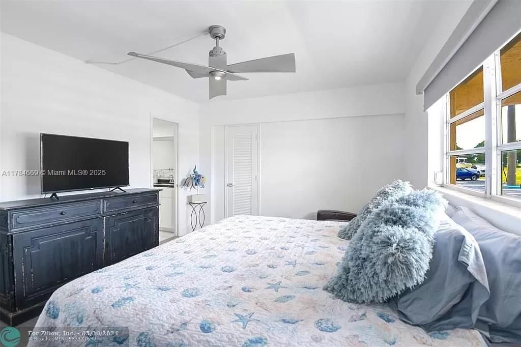 Real estate property located at 331 8th St #1-C-E, Palm Beach, Gateway Apts Condo, Boca Raton, FL