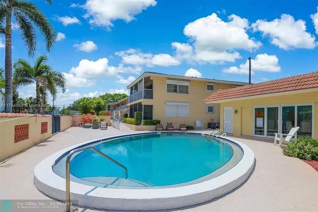 Real estate property located at 331 8th St #1-C-E, Palm Beach, Gateway Apts Condo, Boca Raton, FL