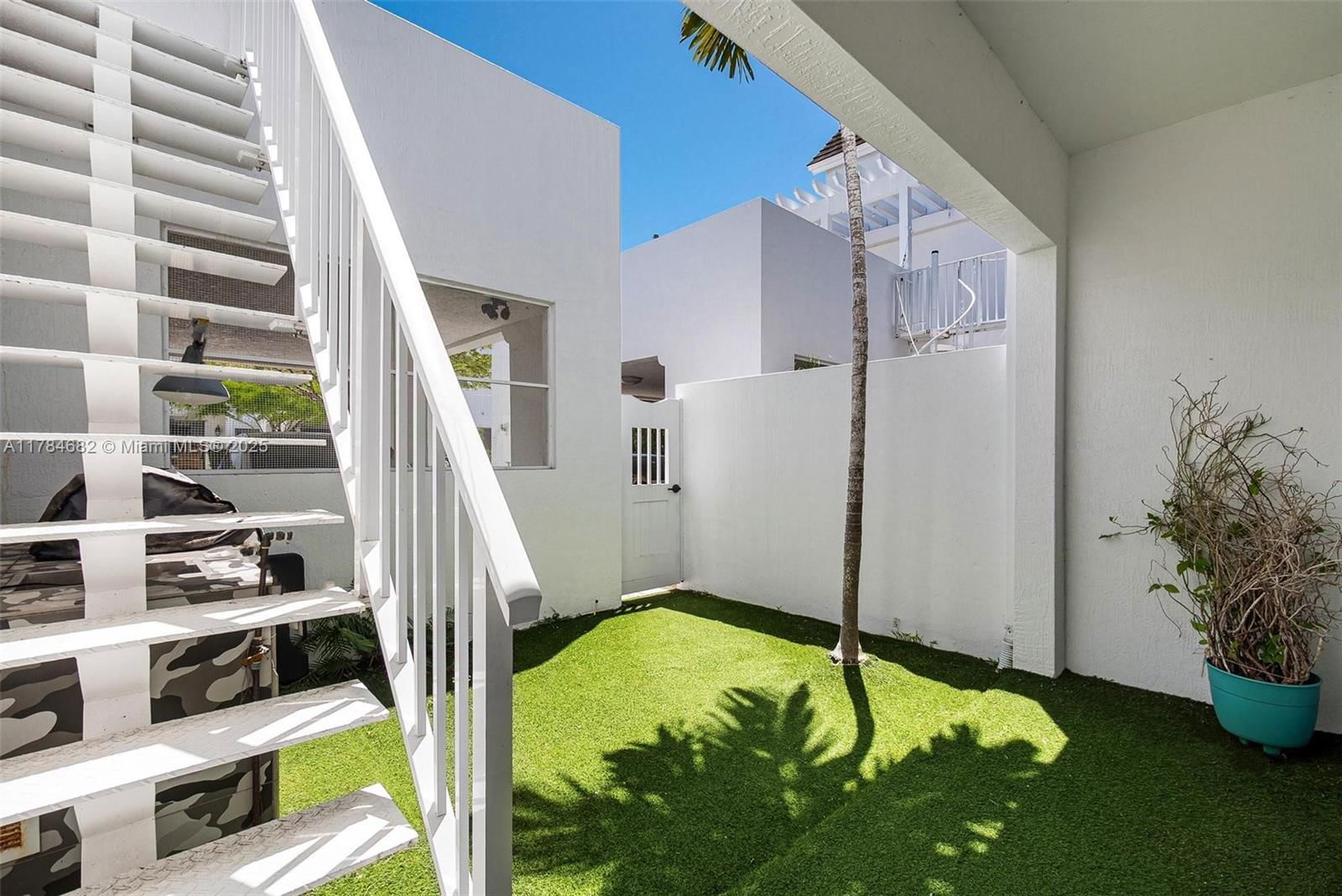 Real estate property located at 7765 54th Ct #7765, Miami-dade, Pines Manor, Miami, FL
