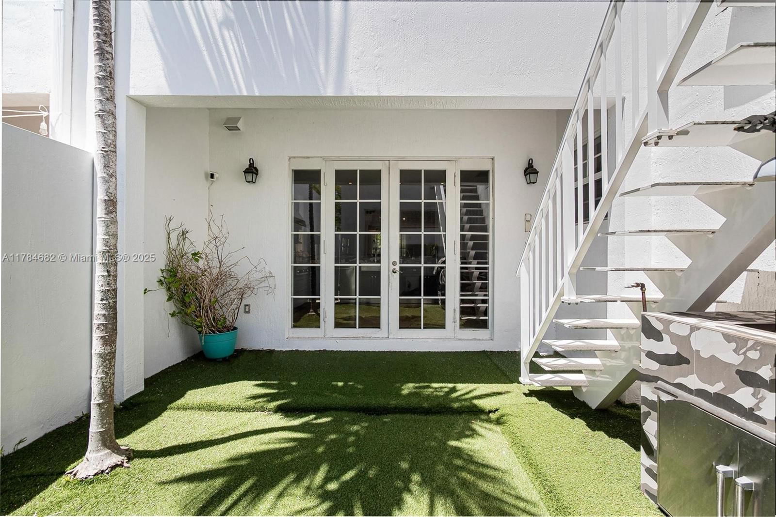 Real estate property located at 7765 54th Ct #7765, Miami-dade, Pines Manor, Miami, FL