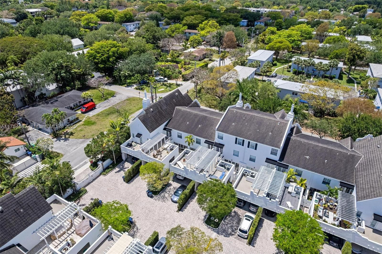 Real estate property located at 7765 54th Ct #7765, Miami-dade, Pines Manor, Miami, FL